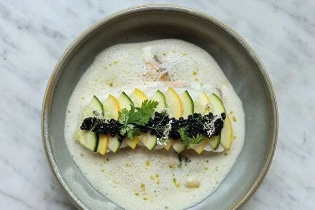Vis met courgette, kaviaar en beurre blanc bij Verlan