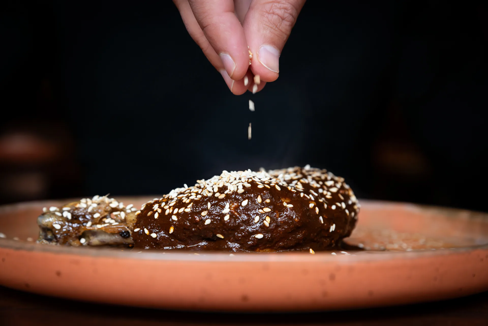 Mexicaans gerecht met sesamzaad bij KUA
